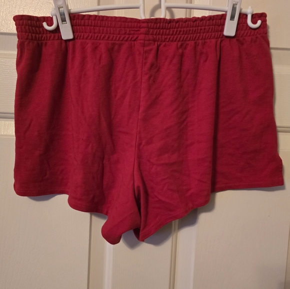 Disneyland Shorts - Picture 2 of 3